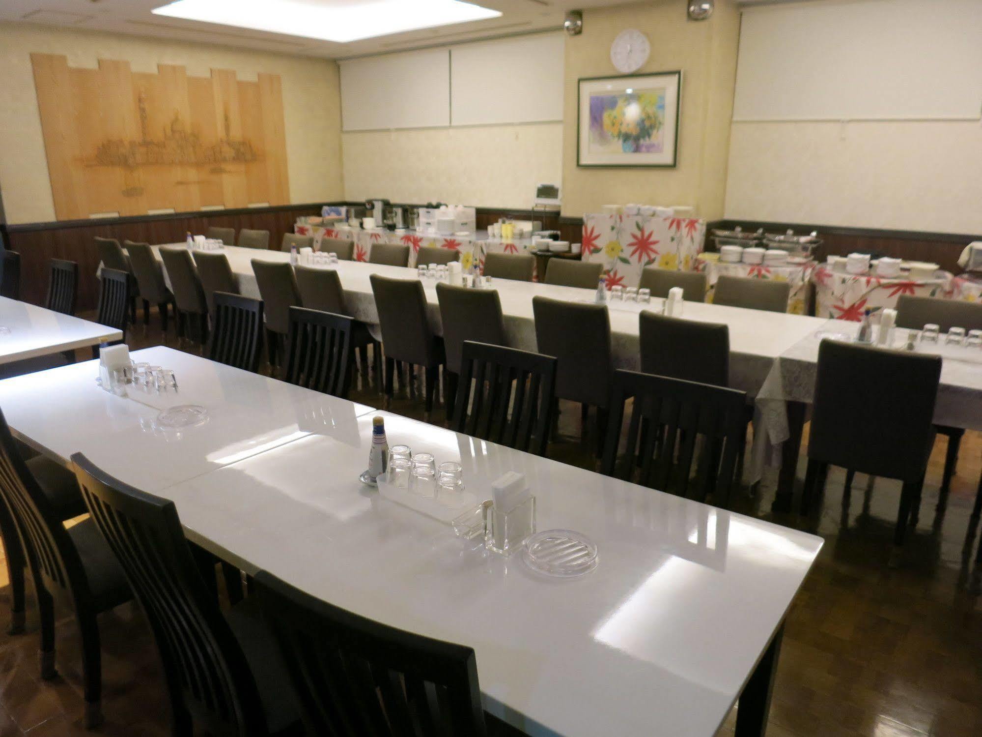 Hotel Centmain נגויה מראה חיצוני תמונה